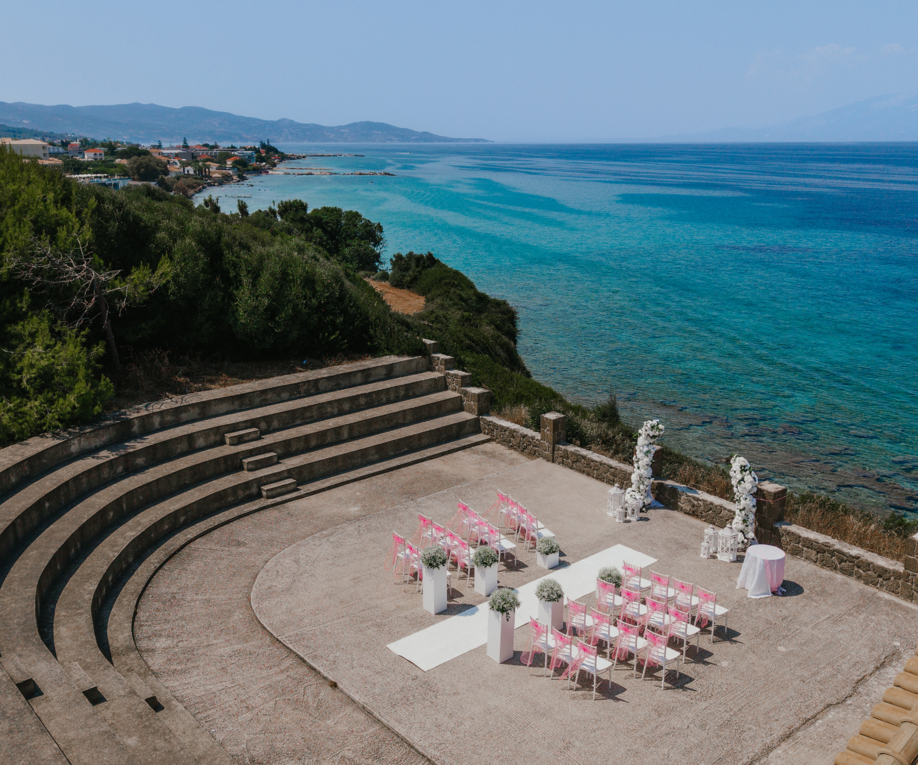 Discover Small Weddings on Greece’s Stunning Islands